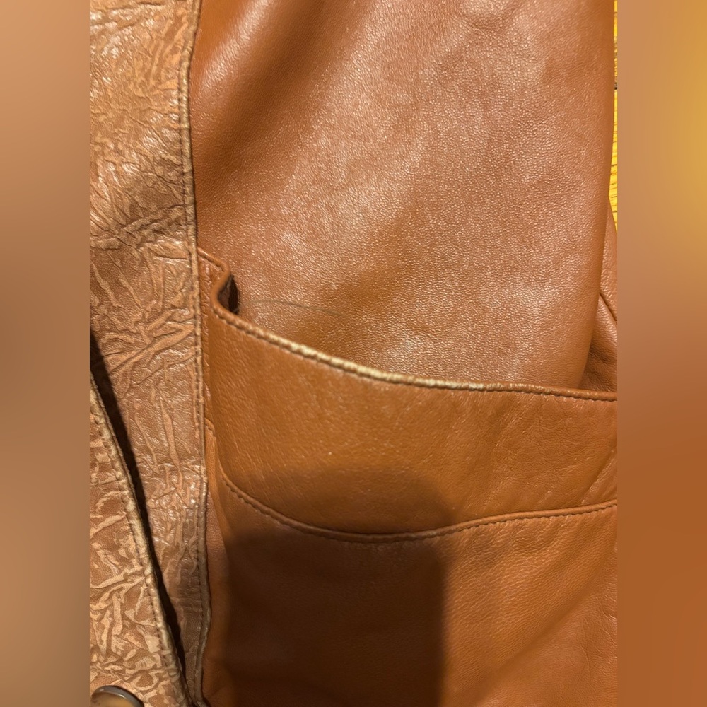 Talk of the Walk Vintage Brown Leather Jacket - Picture 5 of 14